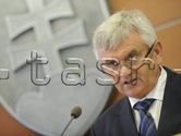 Minister Jahntek nevid dvod na odvolanie fa Lesov SR